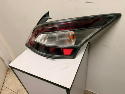 NISSAN MAXIMA 2012-2014 Driver Taillamp