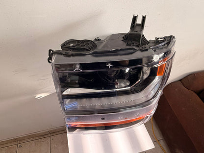 CHEVROLET SILVERADO 1500/ 2016-2019 Driver Headlamp assy composite HID; PTM