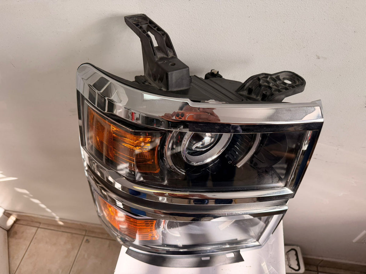 CHEVROLET SILVERADO 1500 2014-2015 Passenger Headlamp assy composite HIGH COUNTRY|LTZ; Projector Type