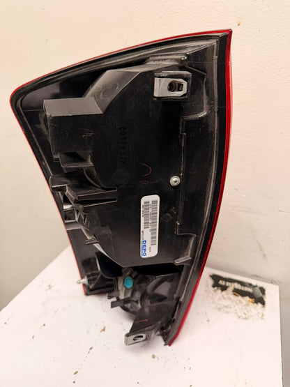 TOYOTA TACOMA 2016-2017 Passenger Taillamp assy TRD OFF-ROAD|TRD SPORT; Red/Smoke Bezel