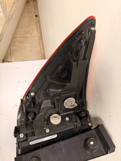 HONDA PILOT 2016-2018 Passenger Taillamp assy outer