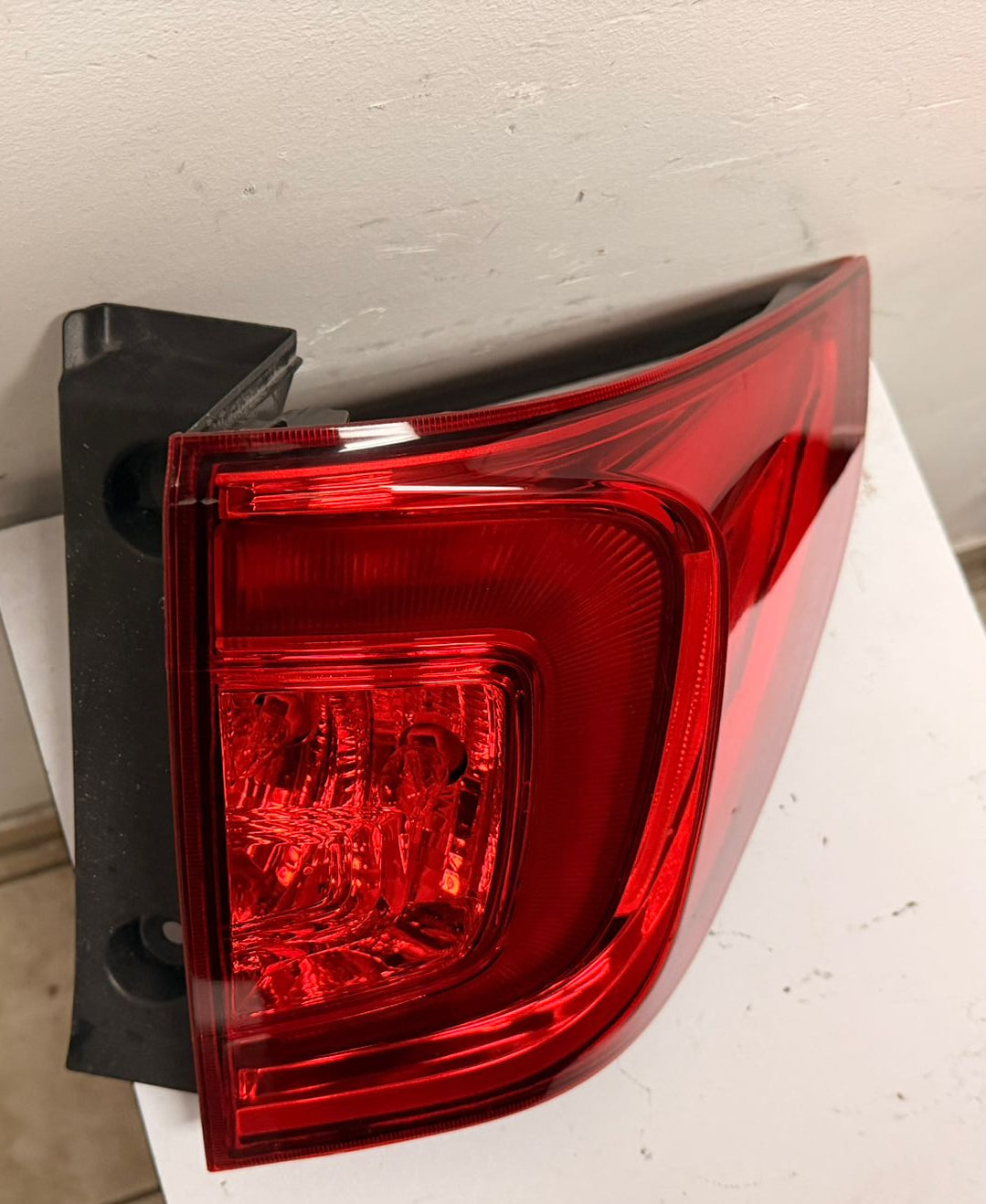 HONDA PILOT 2016-2018 Passenger Taillamp assy outer