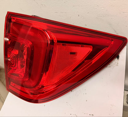 HONDA PILOT 2016-2018 Passenger Taillamp assy outer