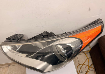 HYUNDAI VELOSTER 2012-2017 HEADLAMP DRIVER NON-PROJECTION FOR NON-TURBO MODEL