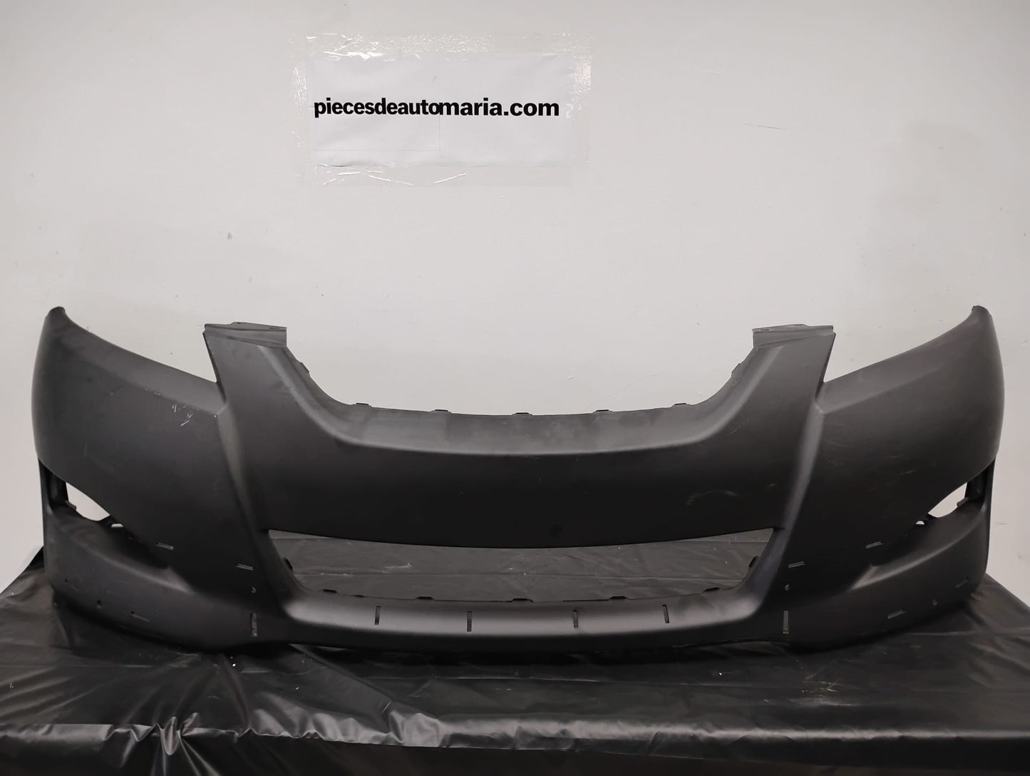 TOYOTA MATRIX 2009-2010 Front bumper cover w/ Spoiler Holes; Prime; Black Prime