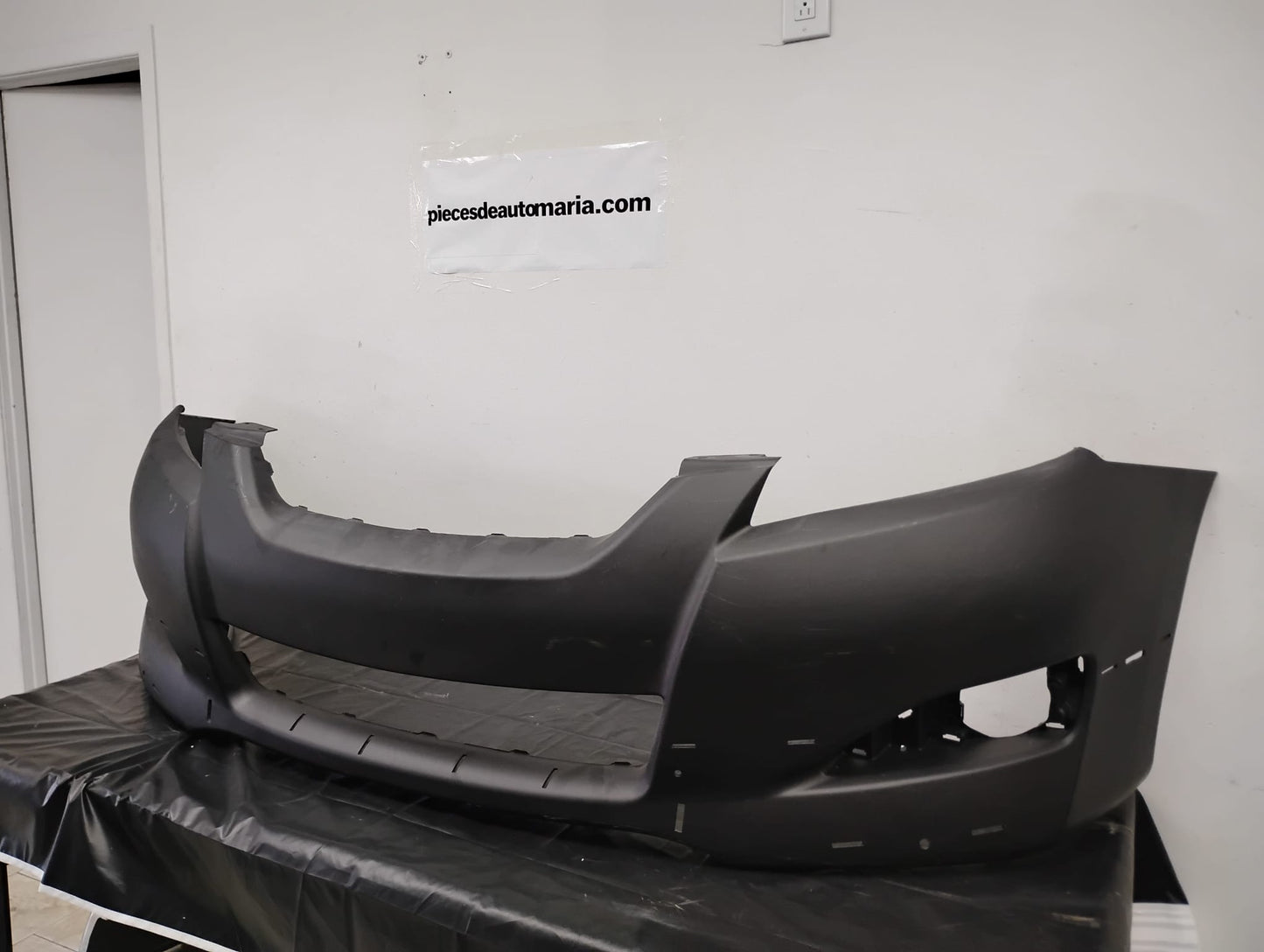 TOYOTA MATRIX 2009-2010 Front bumper cover w/ Spoiler Holes; Prime; Black Prime
