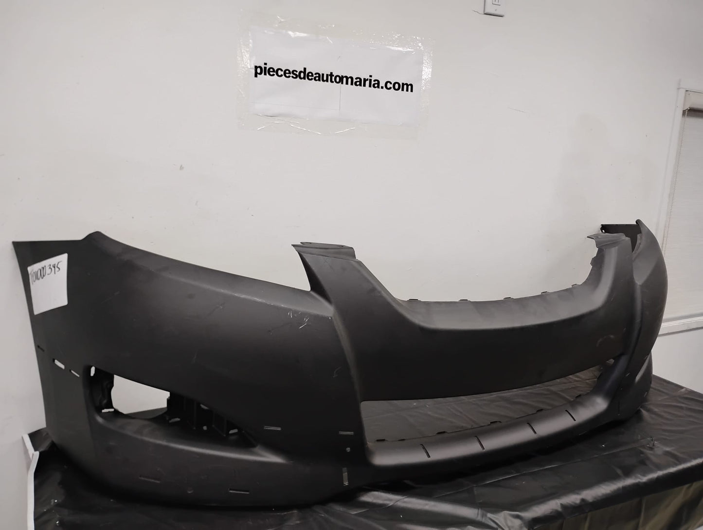 TOYOTA MATRIX 2009-2010 Front bumper cover w/ Spoiler Holes; Prime; Black Prime
