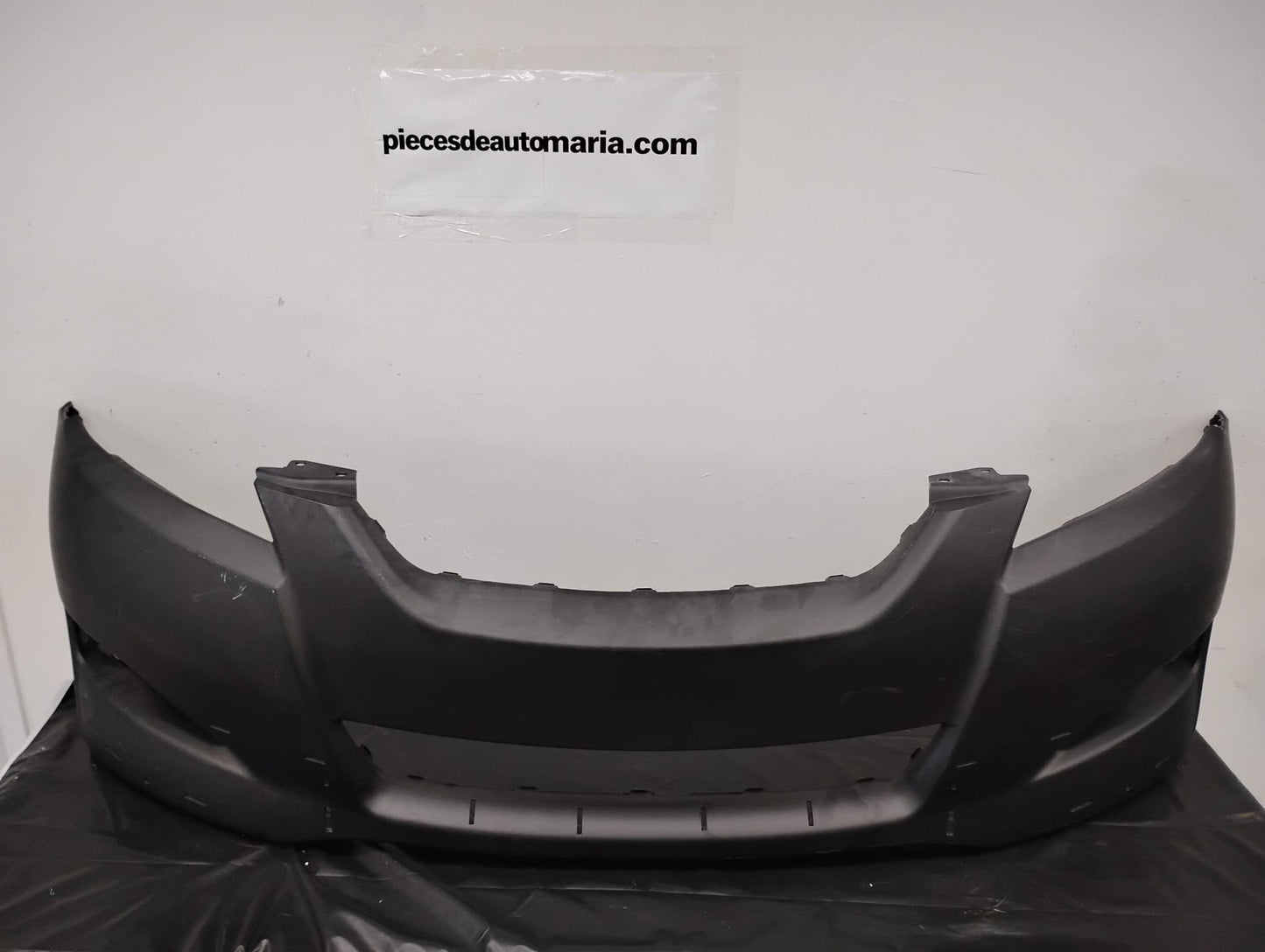 TOYOTA MATRIX 2009-2010 Front bumper cover w/ Spoiler Holes; Prime; Black Prime