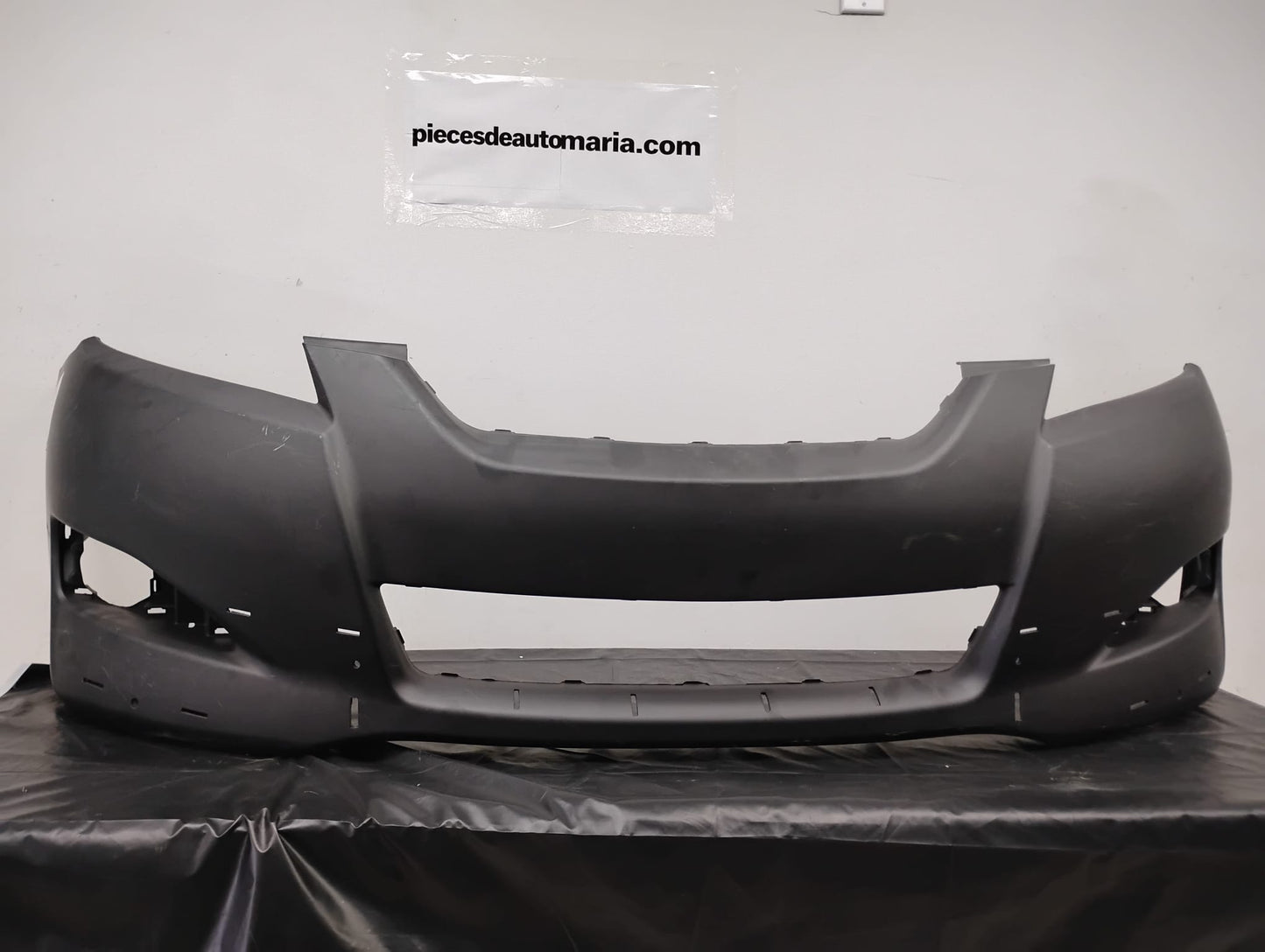 TOYOTA MATRIX 2009-2010 Front bumper cover w/ Spoiler Holes; Prime; Black Prime