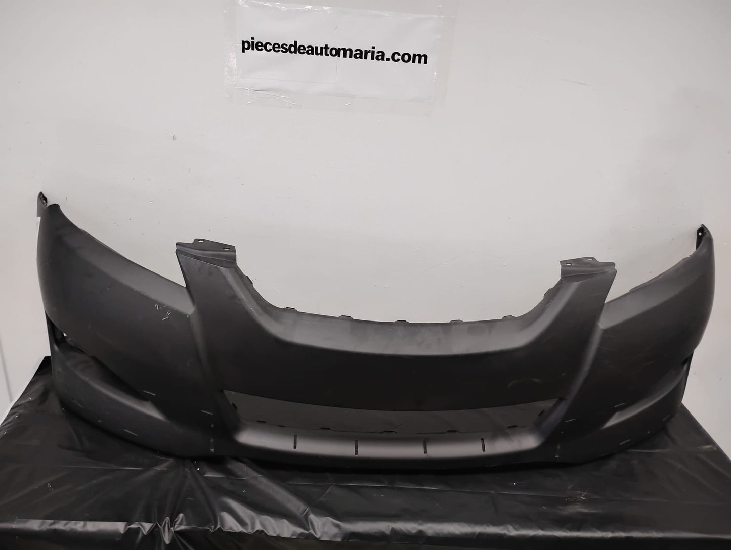 TOYOTA MATRIX 2009-2010 Front bumper cover w/ Spoiler Holes; Prime; Black Prime
