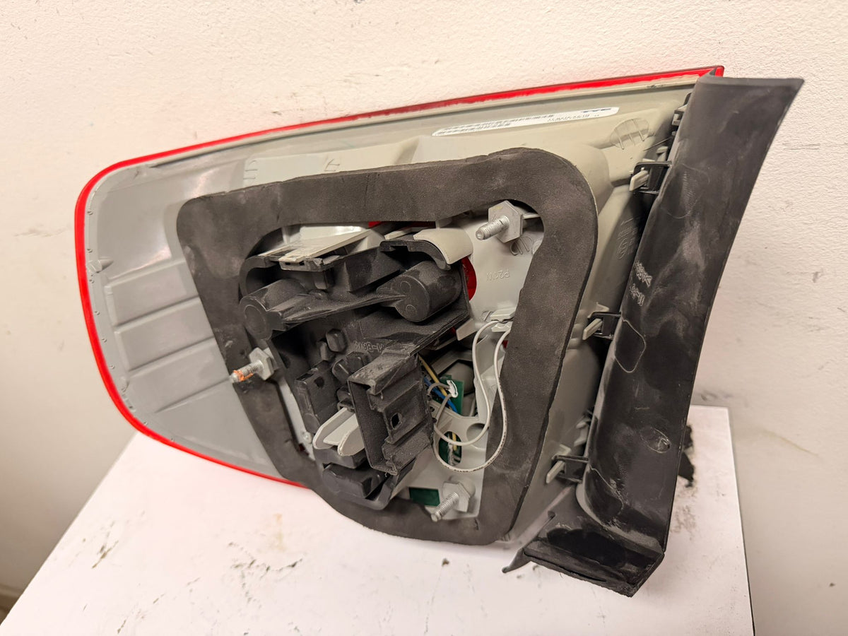 BMW 328i/335i/M3 2009-2011 Driver Taillamp lens/housing E90; Sedan; On Body