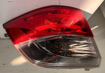 HONDA ODYSSEY 2014-2017 Driver Taillamp assy outer