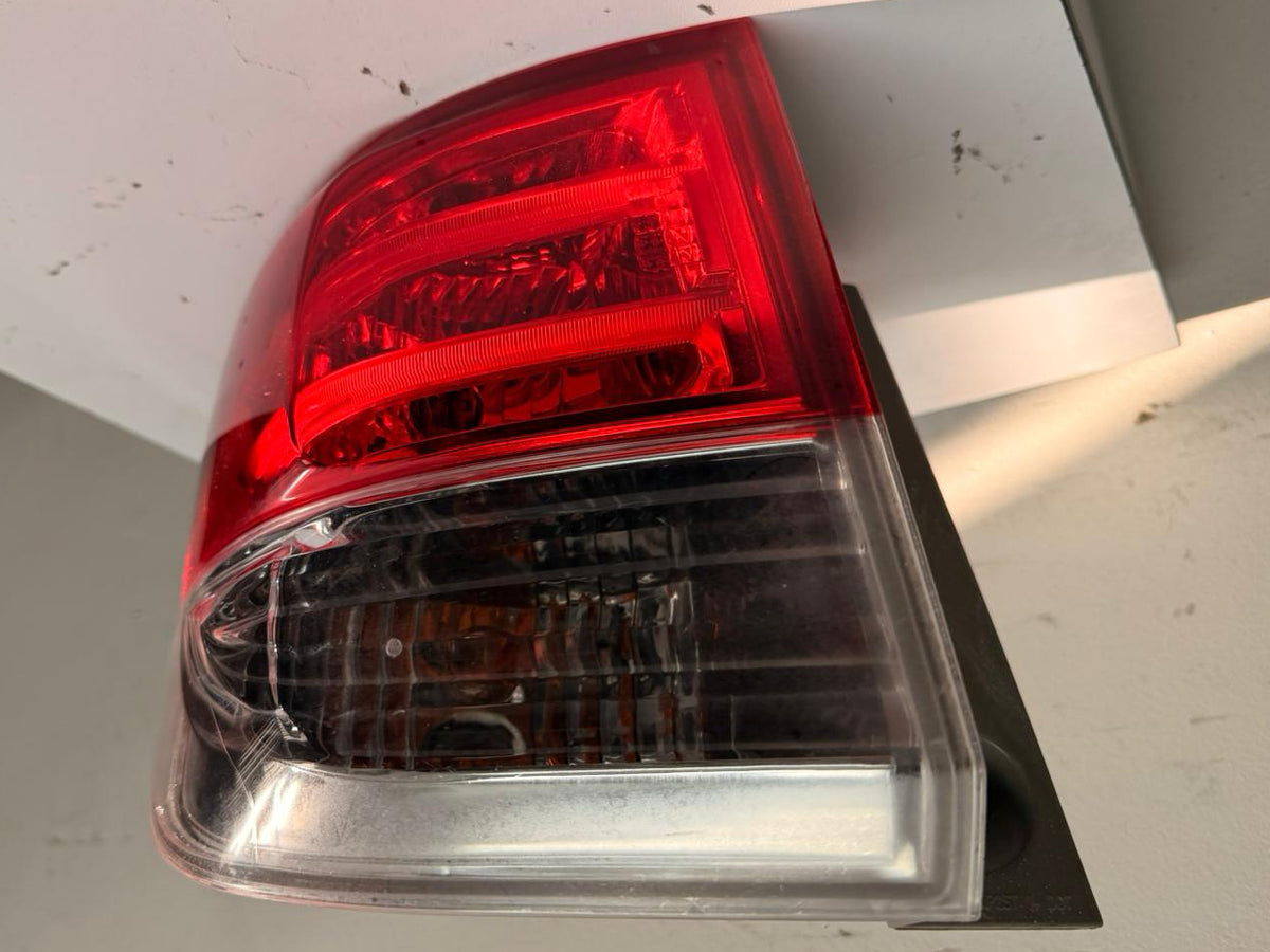 HONDA ODYSSEY 2014-2017 Driver Taillamp assy outer