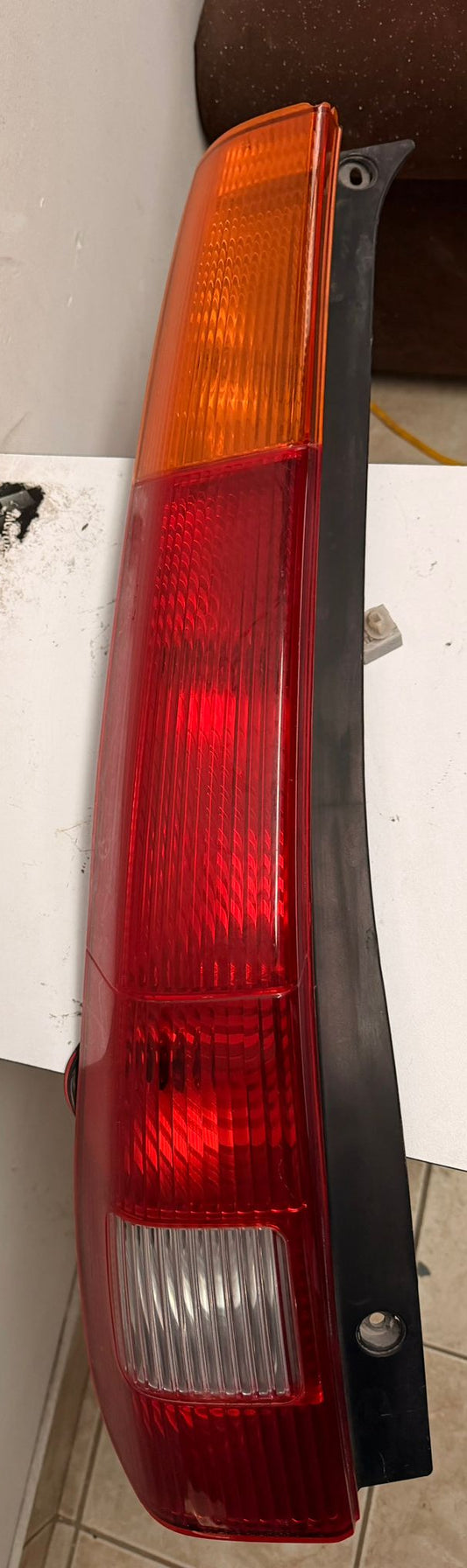 HONDA CR-V 2002-2004 Driver Taillamp lens/housing Japan built