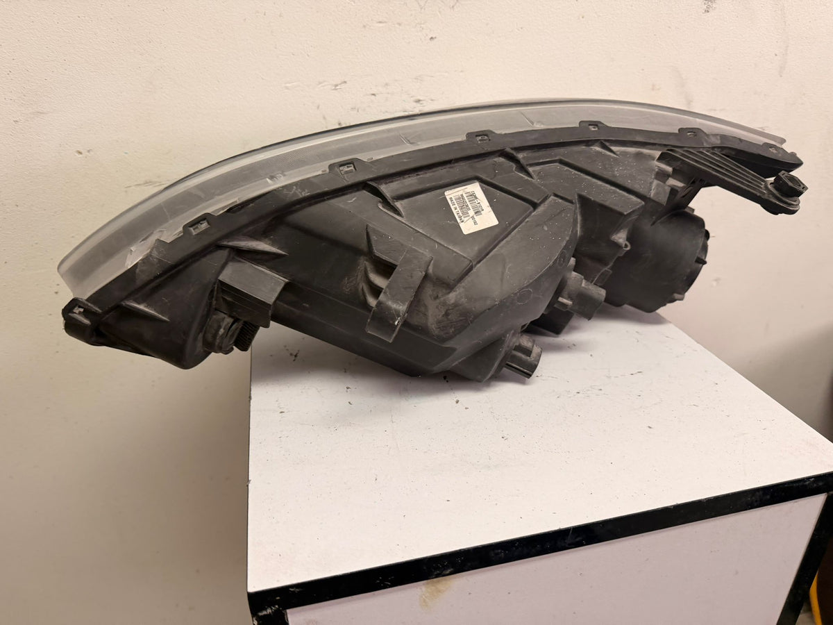 CHRYSLER 200  HEADLAMP PASSENGER 2011-2014 HALOGEN BLACK BEZEL S MODEL