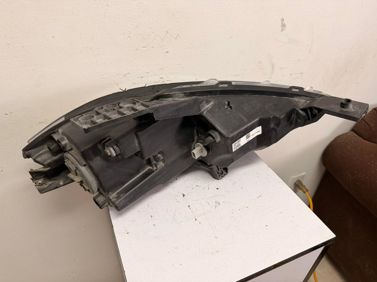 DODGE DART 2013-2015 Driver  Headlamp assy composite Black Trim