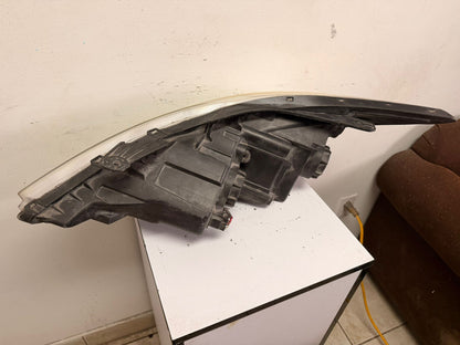 HYUNDAI SONATA 2011-2014 Passenger Headlamp assy composite GLS; Halogen; Type 1; White Bezel