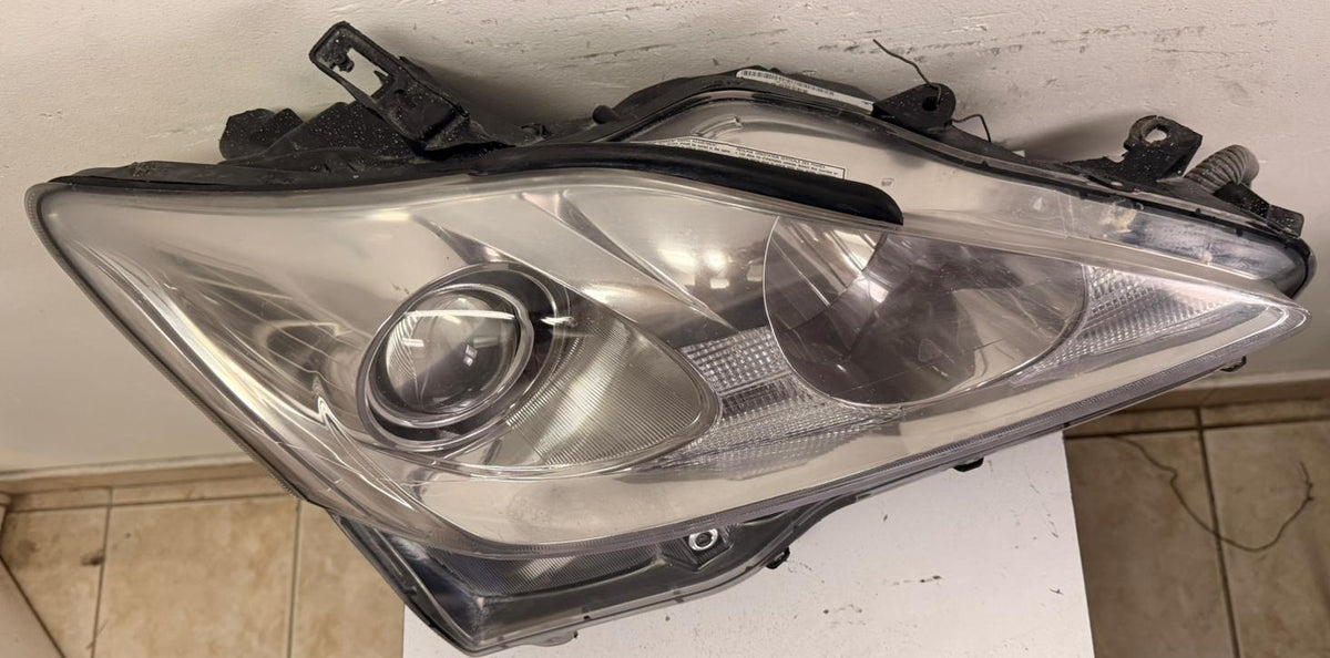 LEXUS IS250/350 /2009-2010 PASSENGER HEADLAMP HALOGEN