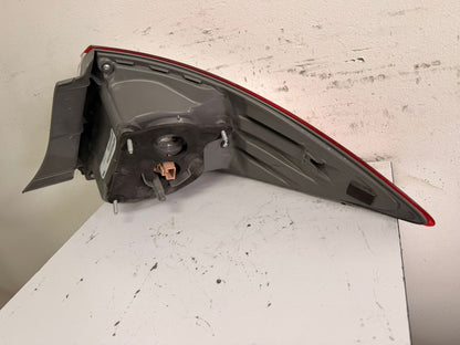 TOYOTA COROLLA 2014-2016 Driver Taillamp assy outer
