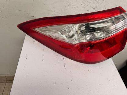 TOYOTA COROLLA 2014-2016 Driver Taillamp assy outer