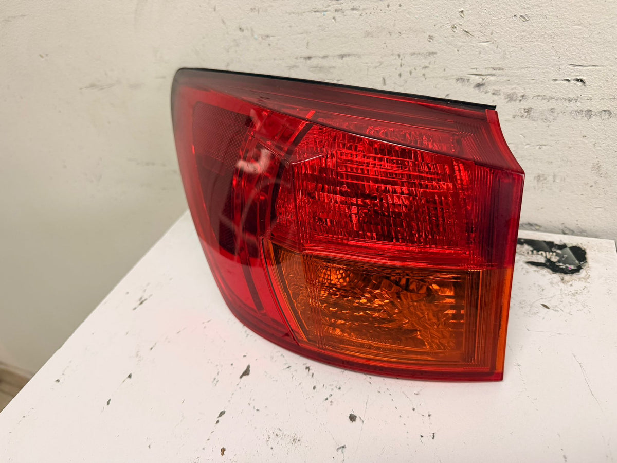 LEXUS IS250/IS350 Driver Taillamp lens/housing Outer 2006-2008