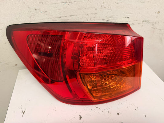 LEXUS IS250/IS350 Driver Taillamp lens/housing Outer 2006-2008