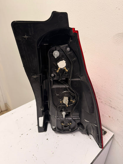 TOYOTA 4RUNNER 2006-2009 DRIVER TAILLAMP