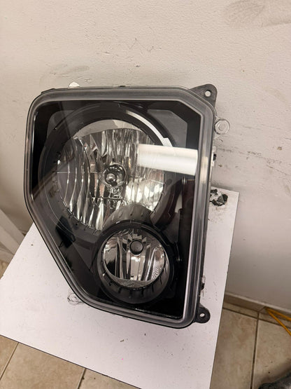 JEEP LIBERTY 2010-2012 Passenger  Headlamp assy composite w/Black Bezel