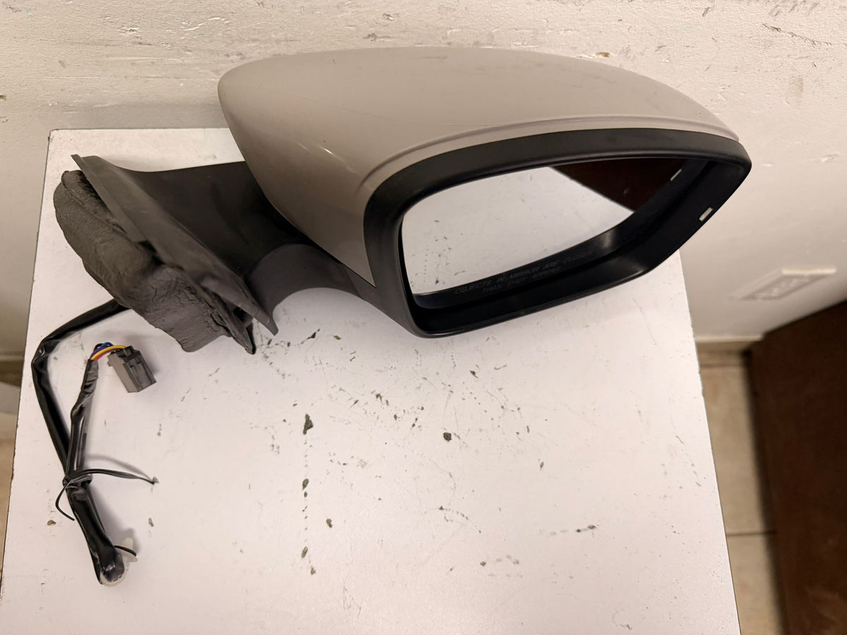 VOLKSWAGEN JETTA 2011-2018 Passenger Mirror outside rear view Power; Heated; w/S/L; Indicator On Glass; PTM