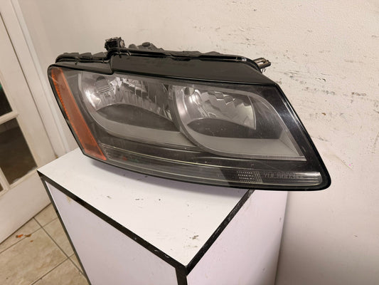 Audi Q5 2009-2012 Headlamp Passenger Halogen