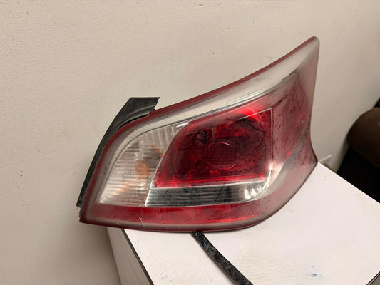 NISSAN ALTIMA 2014-2015 Passenger Taillamp LED