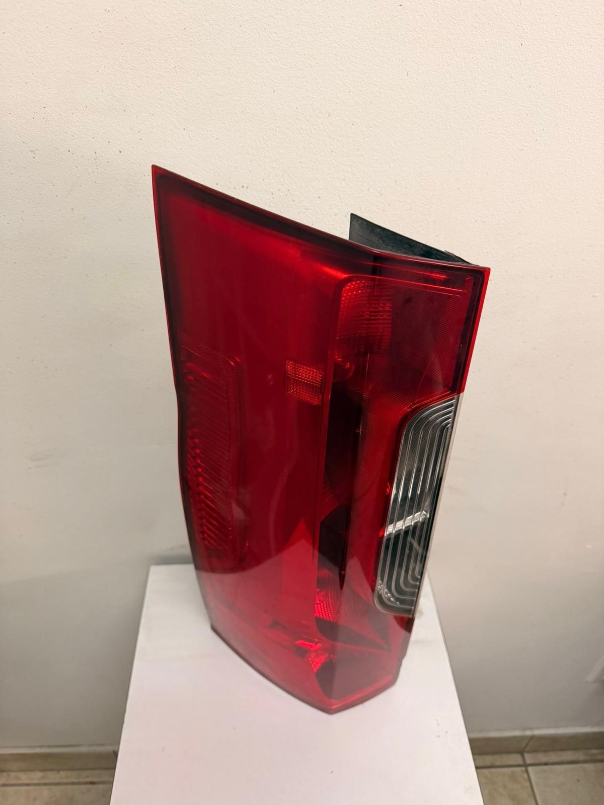 Mercedez Benz Sprint 2019-2025 Driver TAILLAMP W/O LED W/O LOGO
