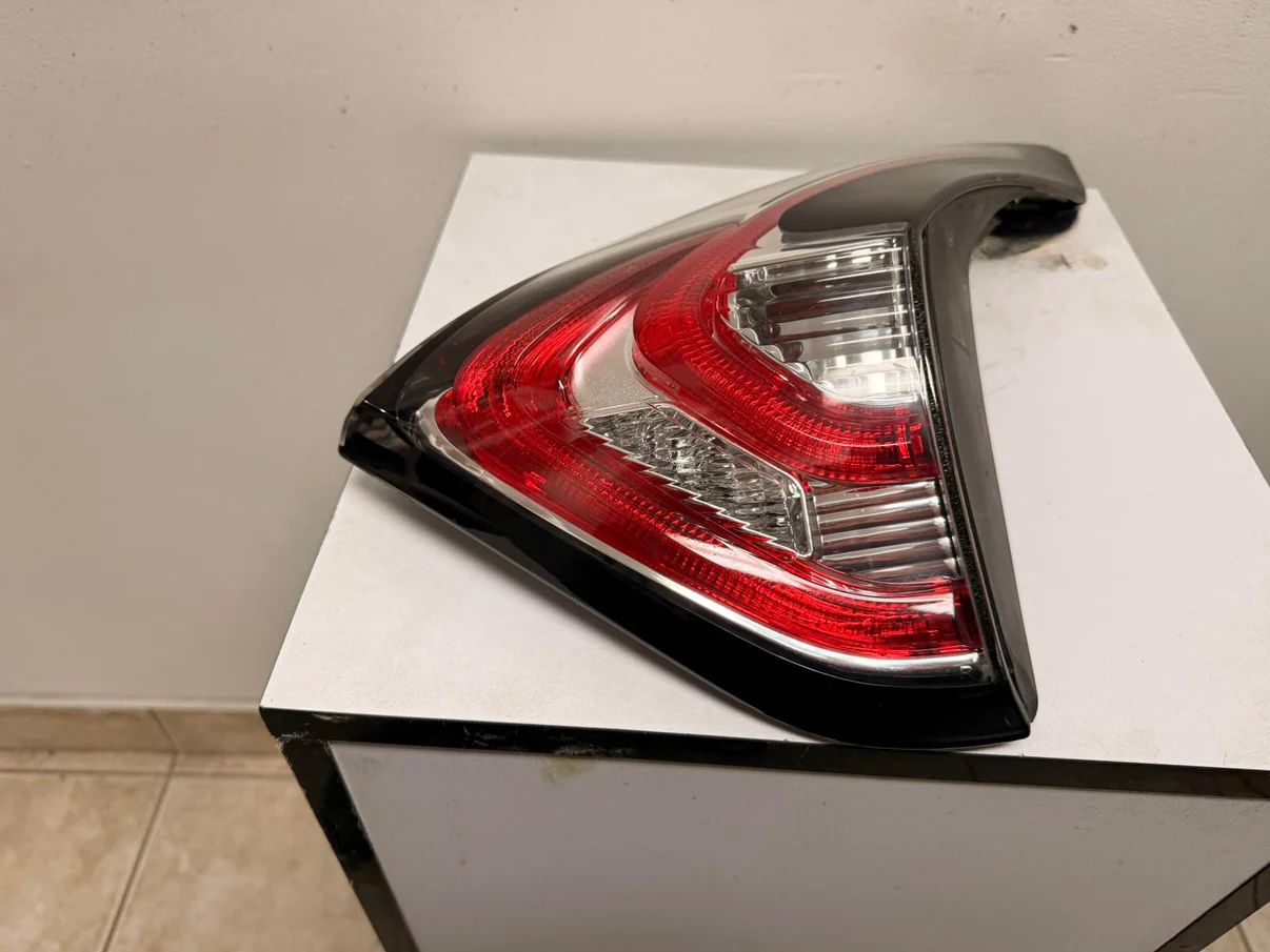 NISSAN MURANO 2015-2018 Passenger Taillamp inner