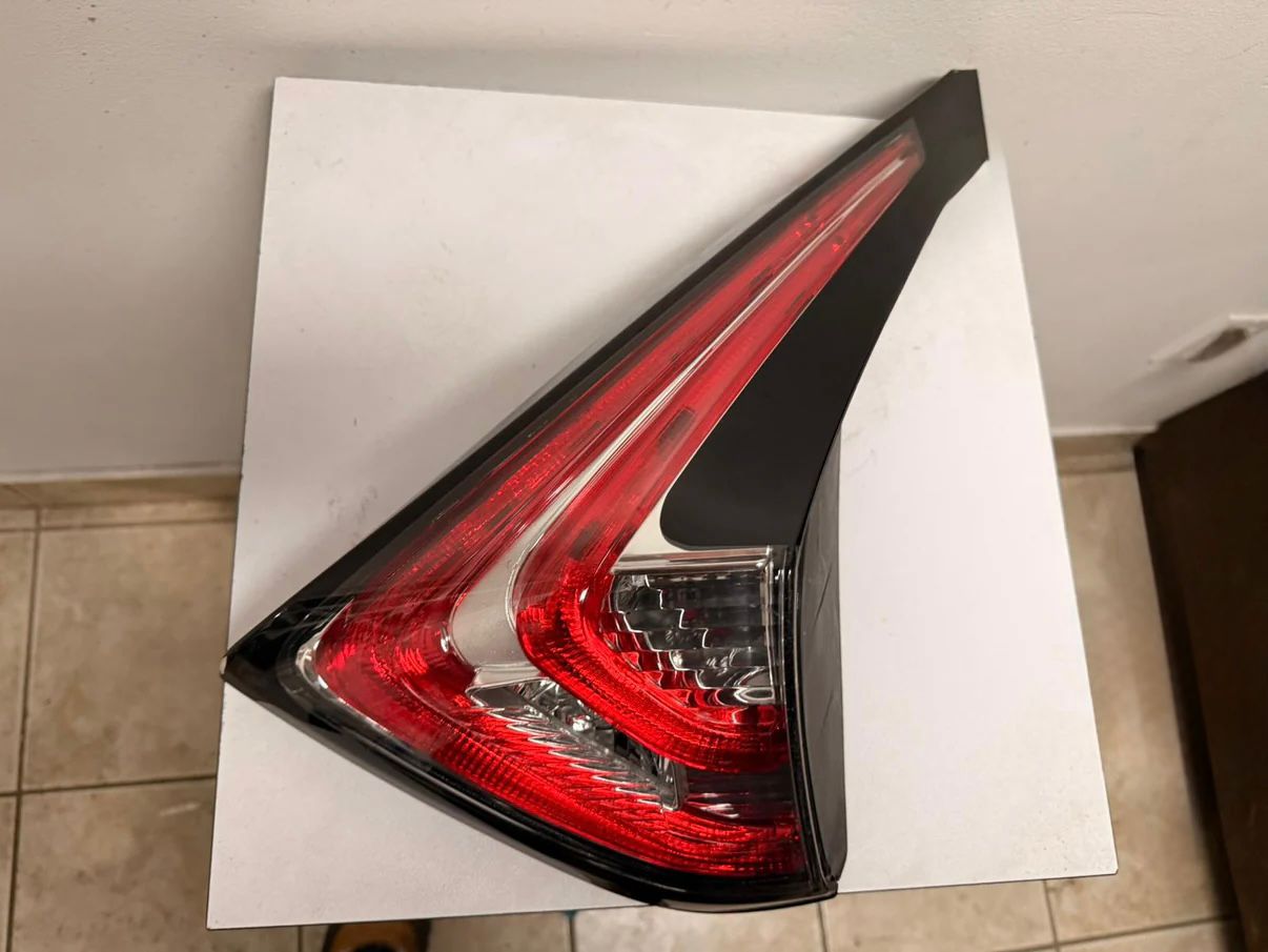 NISSAN MURANO 2015-2018 Passenger Taillamp inner