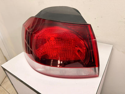 Volkswagen Golf/GTI/GTA  2010-2014 DRIVER TAILLAMP