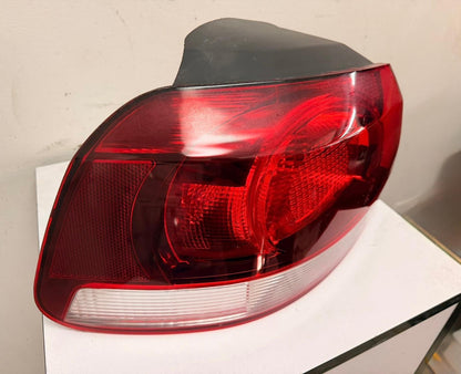 Volkswagen Golf/GTI/GTA  2010-2014 DRIVER TAILLAMP