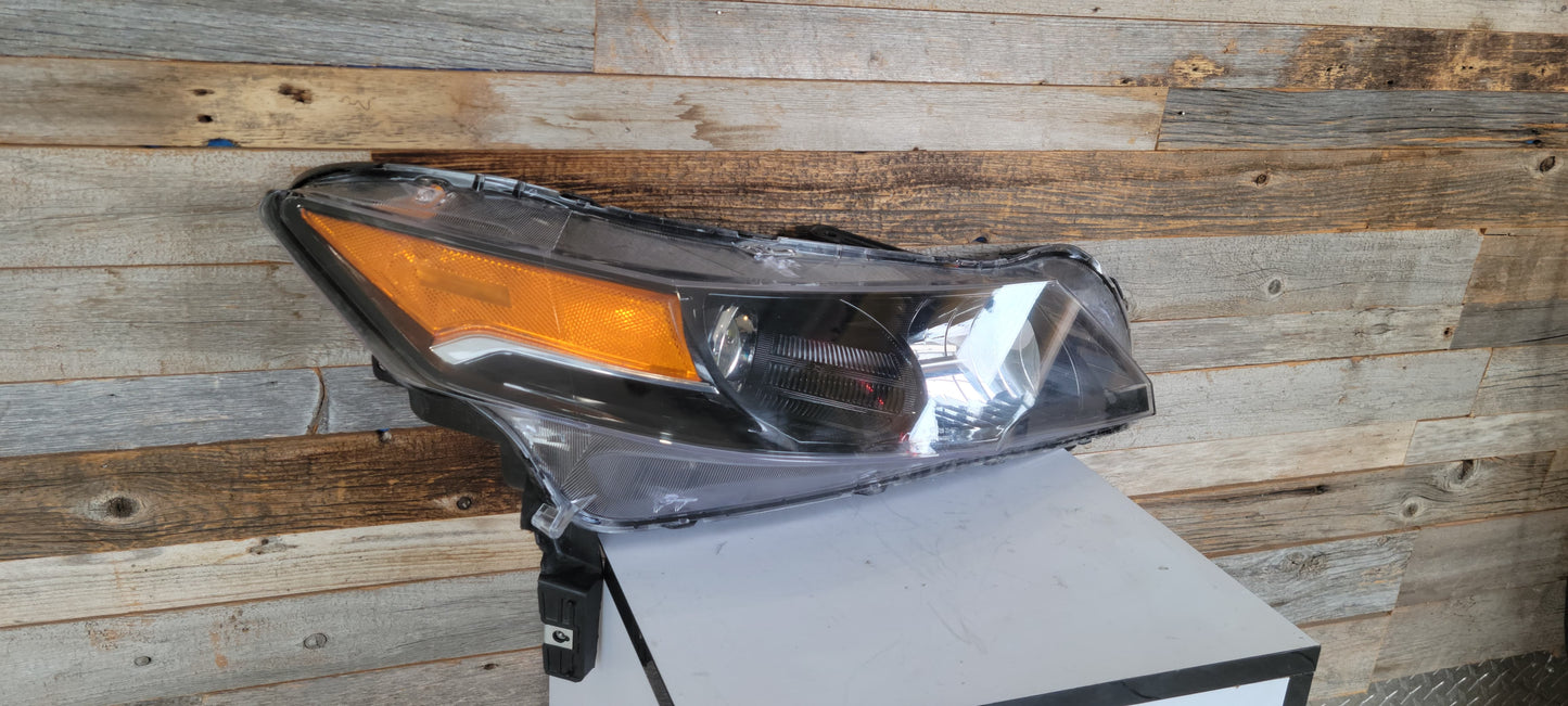 Acura TL 2012-2014 | Passenger Headlamp lens/housing | HID