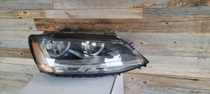 VOLKSWAGEN JETTA 2015-2018 Passenger Headlamp assy composite Sedan; Halogen