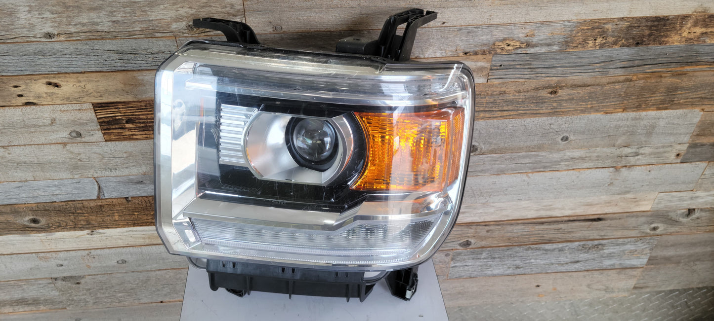 GMC SIERRA 1500 / SIERRA 2500 HD / SIERRA 3500 HD 2014-2019 | Driver Headlamp assy composite | Halogen