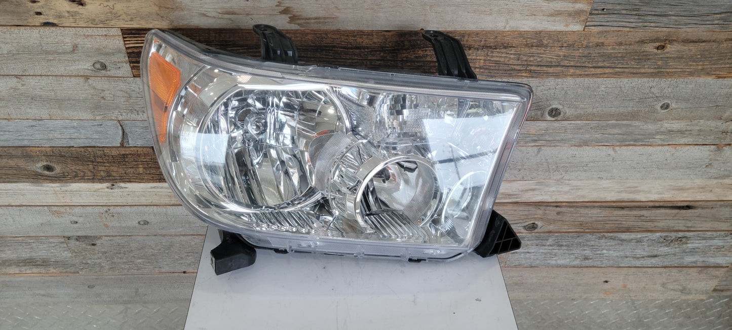 Toyota SEQUOIA / TUNDRA 2007-2017 | Passenger Headlamp assy composite