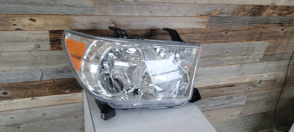 Toyota SEQUOIA / TUNDRA 2007-2017 | Passenger Headlamp assy composite