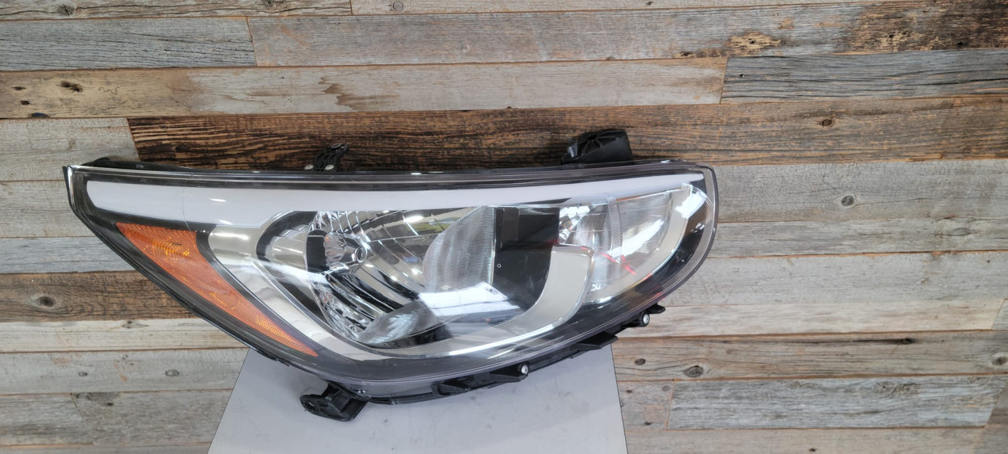 Hyundai ACCENT 2015-2017 | Passenger Headlamp assy composite