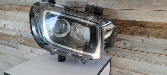 Hyundai Venue 2020-2025  Headlamp Passenguer side Halogen Assembly