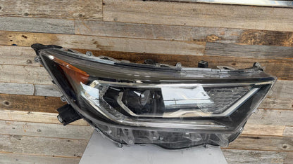 TOYOTA  RAV4 2019-2021 Passenger Headlamp assy composite HYBRID; LIMITED|XLE|XSE; North America Built