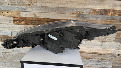 TOYOTA PRIUS c 2018-2019 Passenger Headlamp assy composite LED