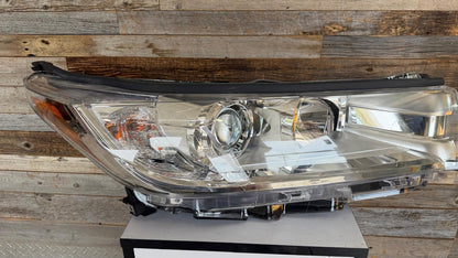 TOYOTA HIGHLANDER 2017-2019 Passenger Headlamp assy composite LE|LE PLUS|XLE; w/o Smoked Chrome Accent; w/o LED DRL; Chrome Bezel
