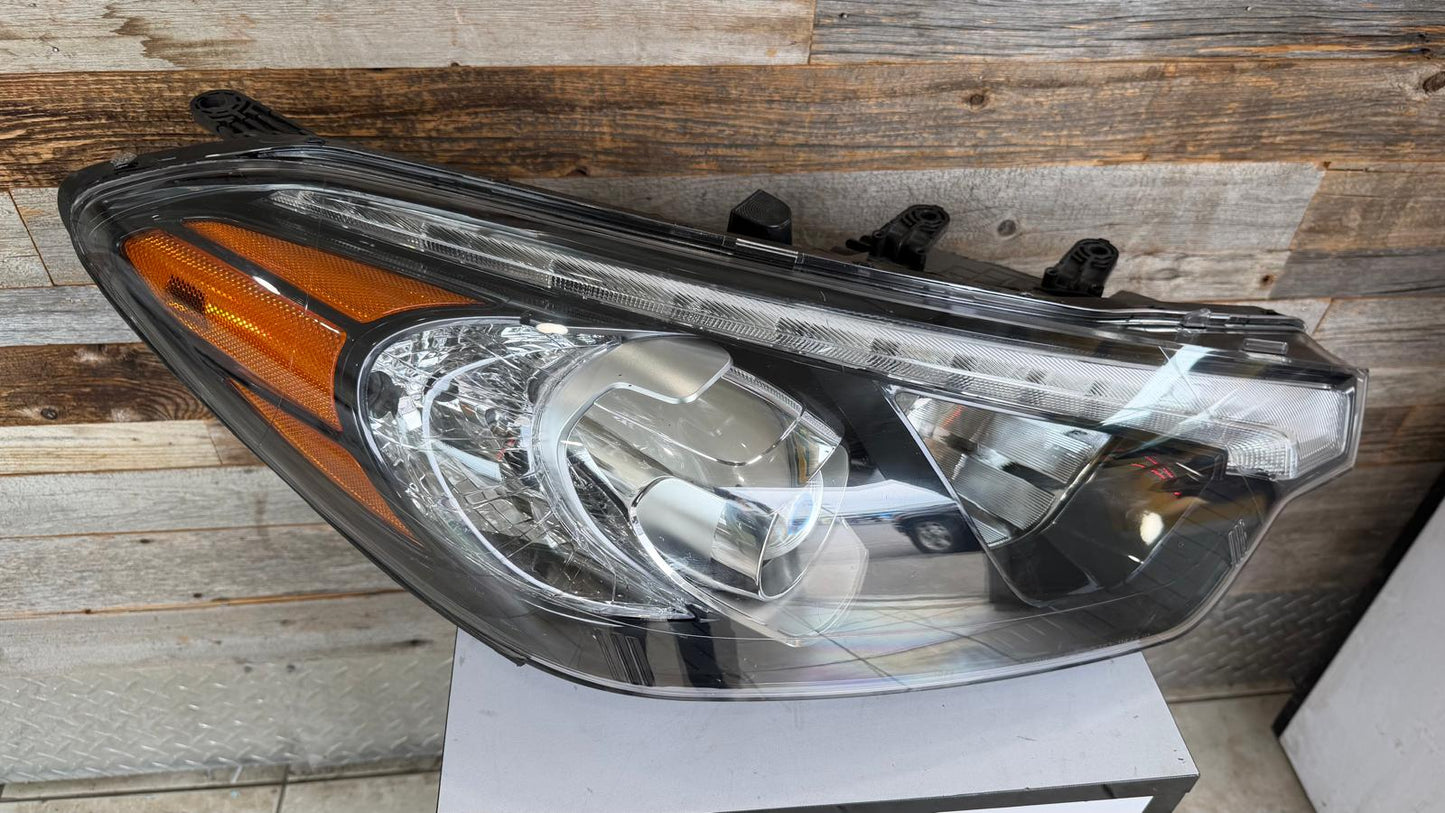 KIA FORTE 2014-2016 Passenger Headlamp assy composite Sedan; Halogen; w/o LED Position Lamp