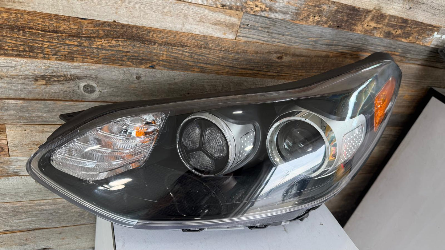 KIA SPORTAGE 2017-2022 Driver Headlamp assy composite FWD w/led drl