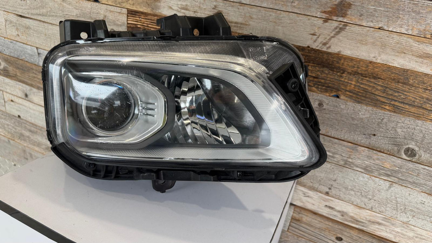 HYUNDAI KONA 2018-2021 Passenger Headlamp assy composite Halogen
