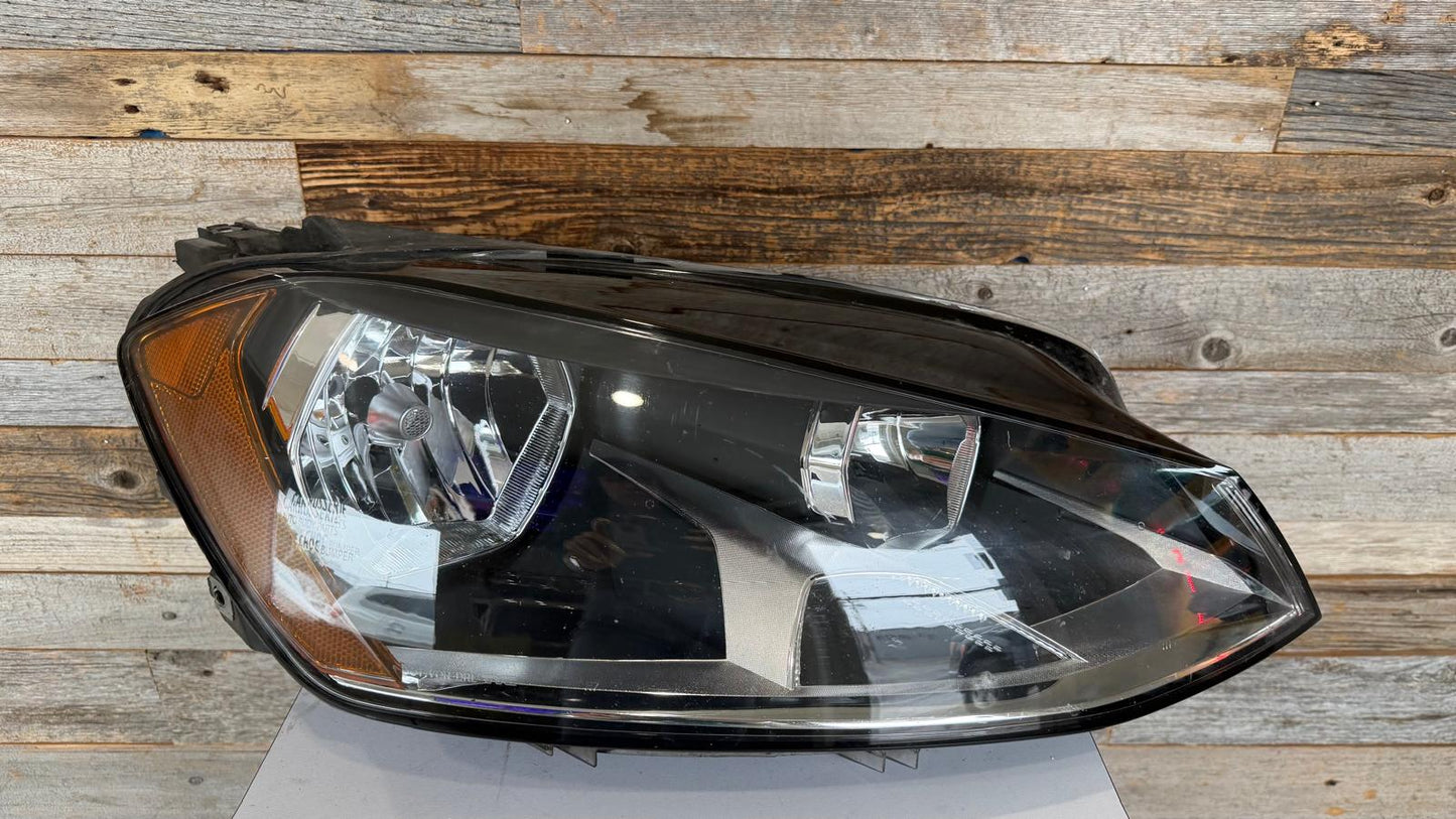 VOLKSWAGEN GOLF 2014-2017 Passenger Headlamp Halogen